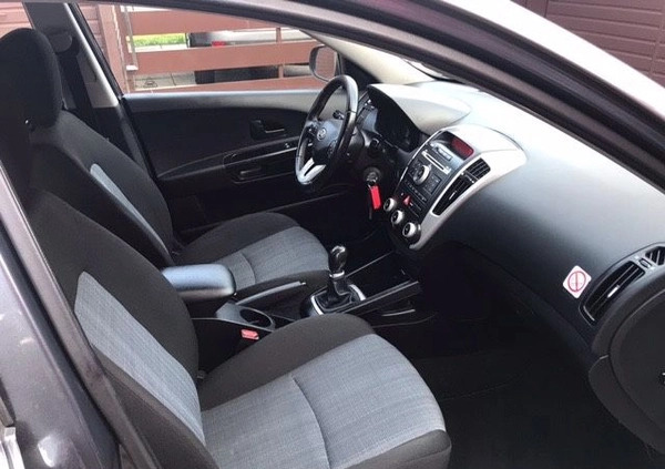 Kia Ceed cena 17600 przebieg: 254672, rok produkcji 2010 z Jastarnia małe 79
